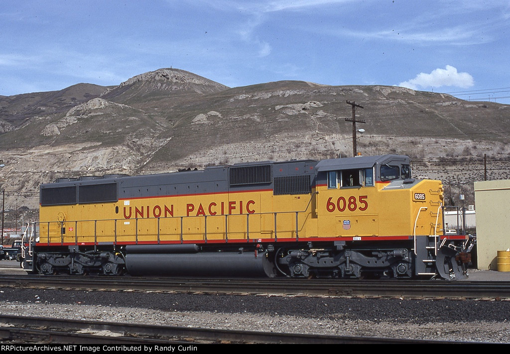 UP 6085 at SLC